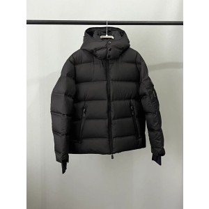 Moncler Grenoble 몽클레어 몽클레르 압축 방풍 다운 패딩 점퍼 의류