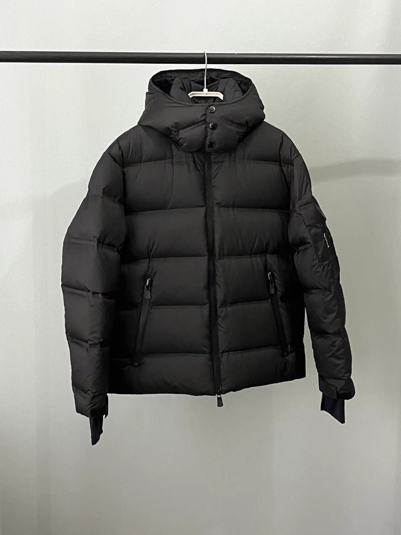 Moncler Grenoble 몽클레어 몽클레르 압축 방풍 다운 패딩 점퍼 의류