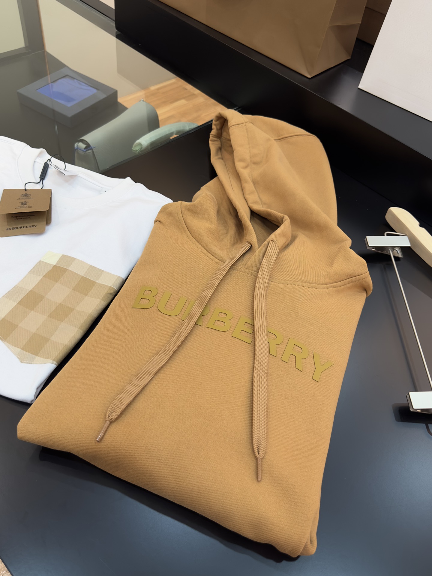 Burberry 버버리 남녀공용 로고 후드티 의류