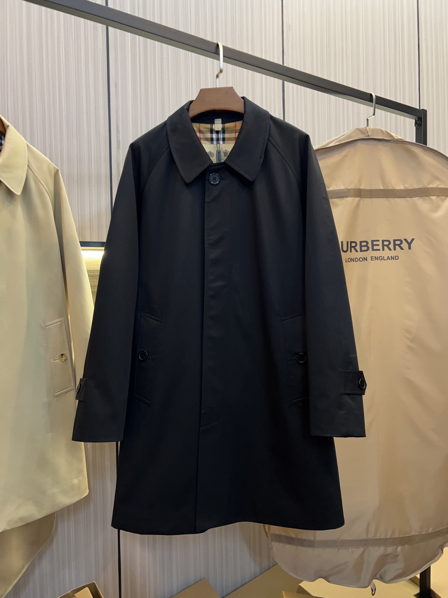 Burberry 버버리 중장 Heritage 경량 코트 의류