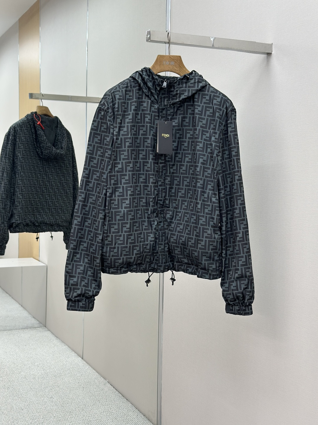 Fendi 펜디 클래식 양면 후드 집업 바람막이 자켓 재킷 의류