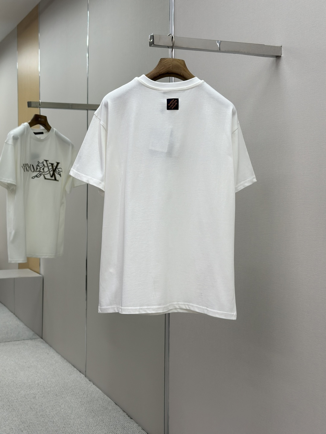 Louis Vuitton LV 루이비통 폭스 자수 반팔 티셔츠 의류