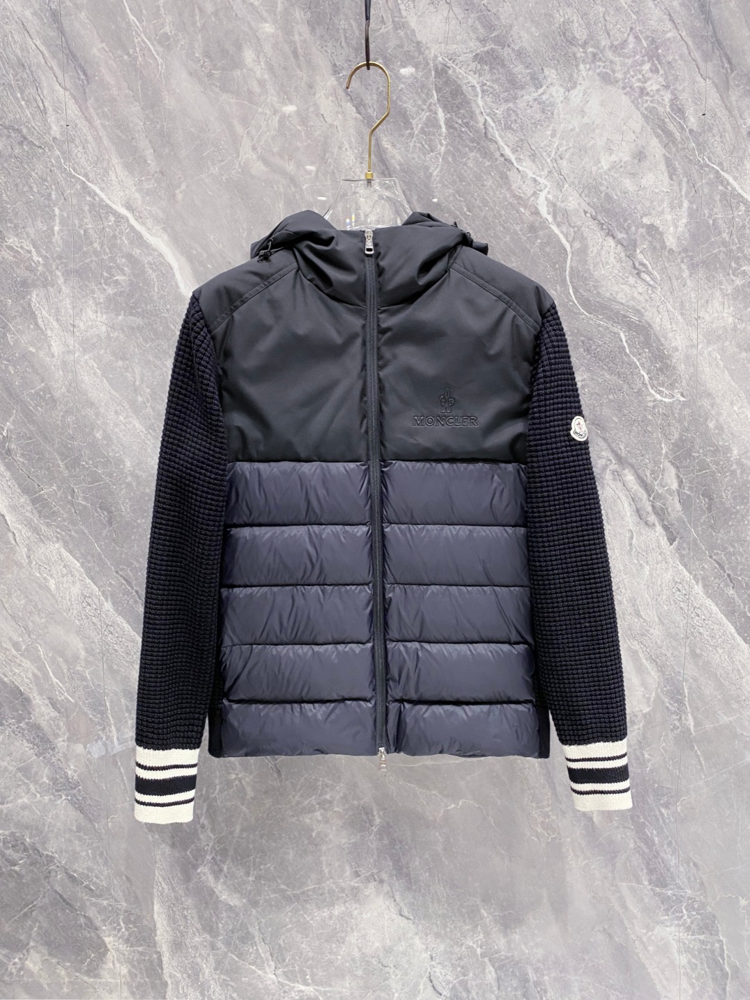Moncler 몽클레어 몽클레르 니트 후드 배색 다운 자켓 점퍼 의류