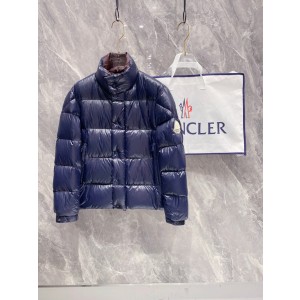 Moncler 몽클레어 몽클레르 고급 다운 패딩 점퍼 의류
