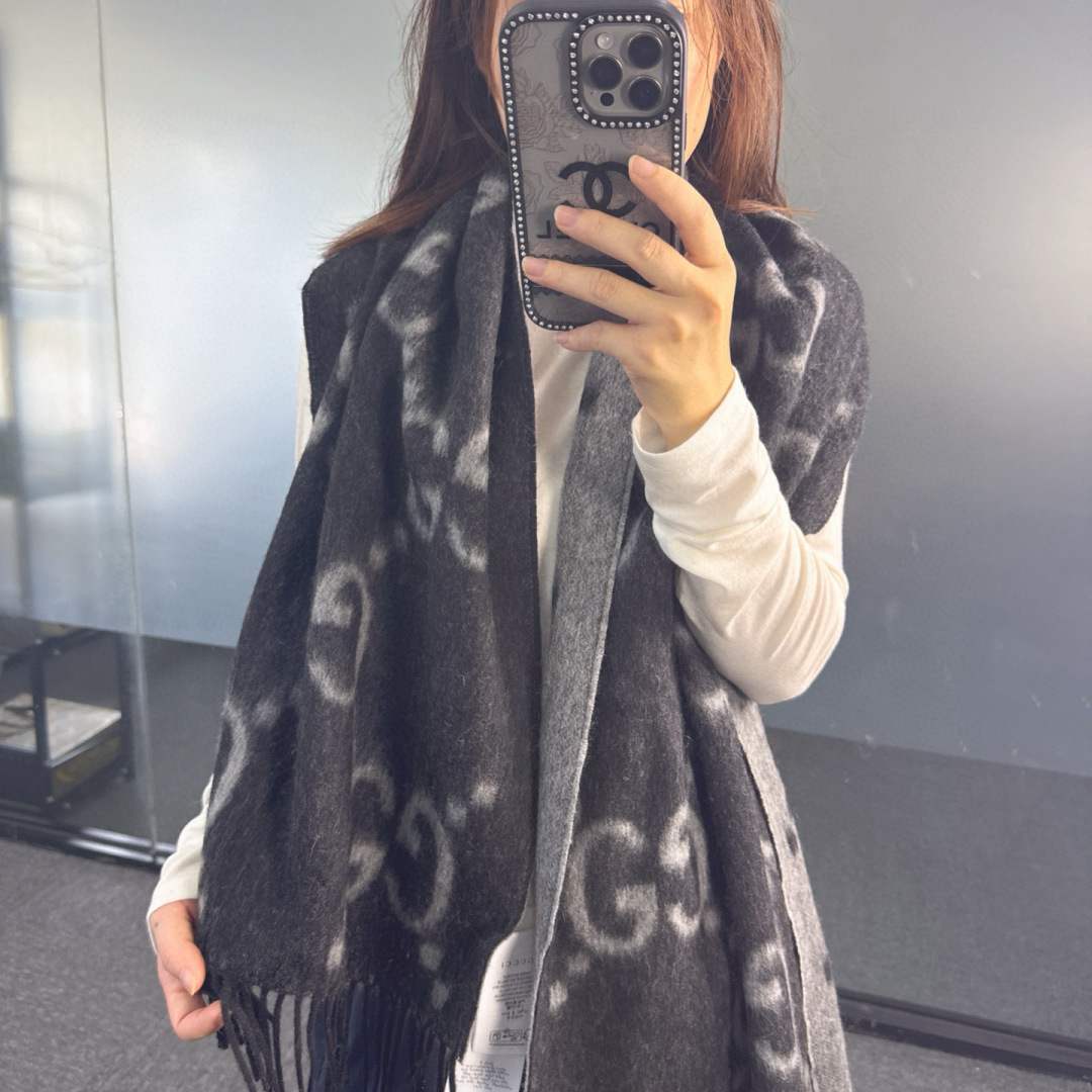 Gucci 구찌 G 로고 양면 캐시미어 머플러 목도리