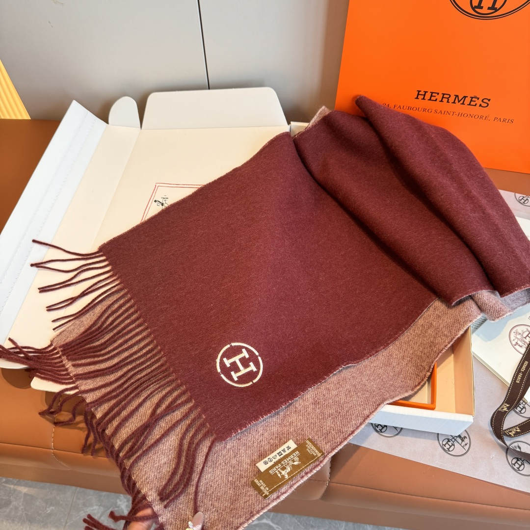 Hermes 에르메스 H 로고 양모 머플러 목도리