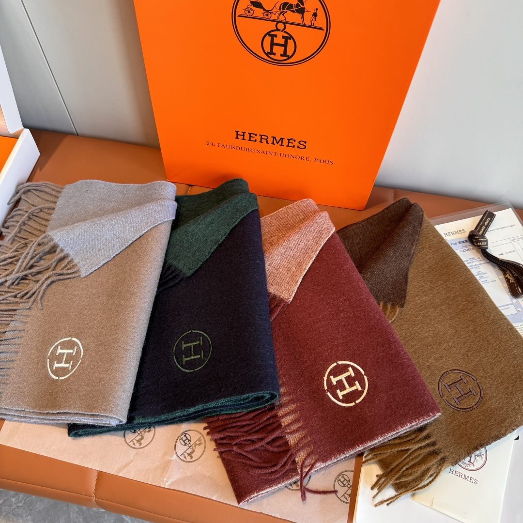Hermes 에르메스 H 로고 양모 머플러 목도리