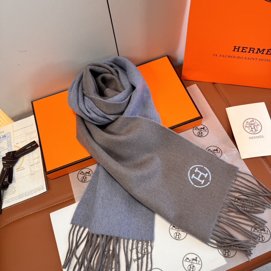 Hermes 에르메스 H 로고 양모 머플러 목도리