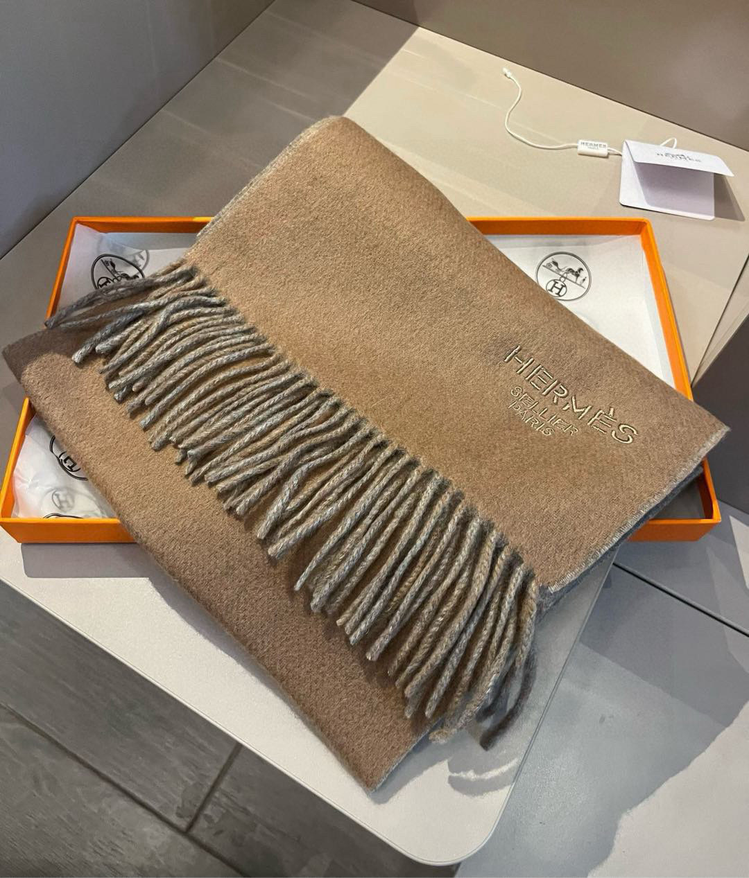 Hermes 에르메스 양면 캐시미어 머플러 목도리