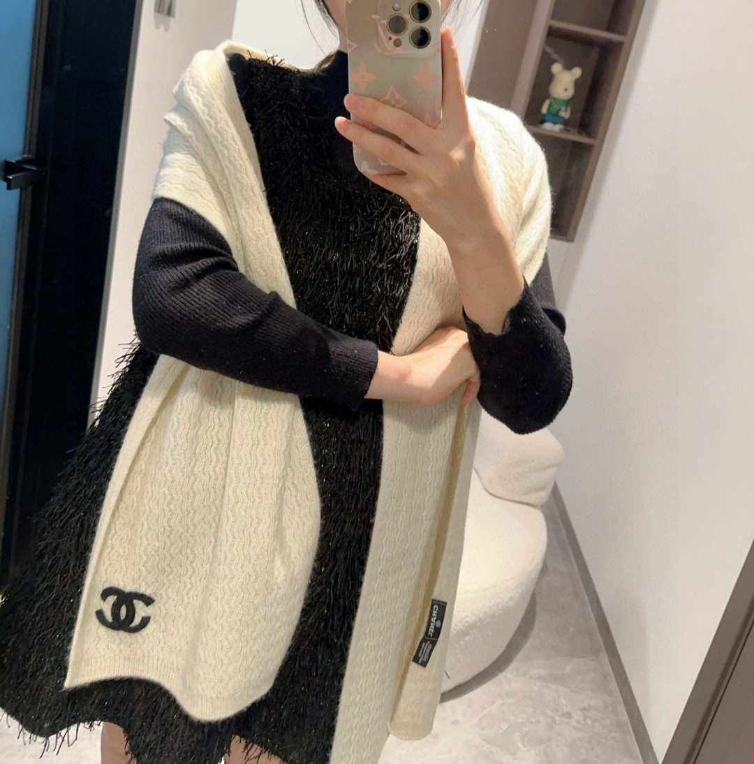 Chanel 샤넬 자수 니트 머플러 목도리