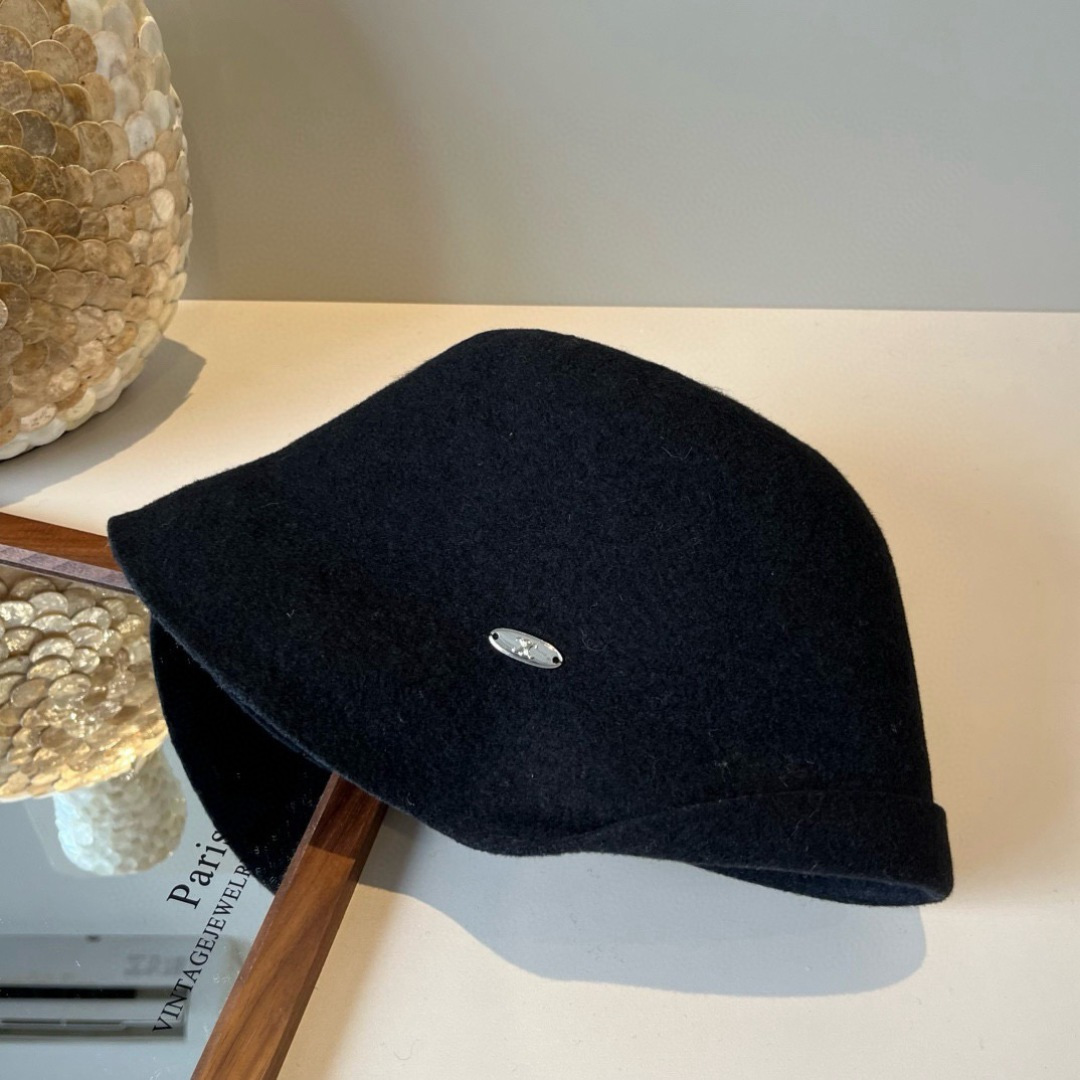 Celine 셀린느 버킷햇 모자