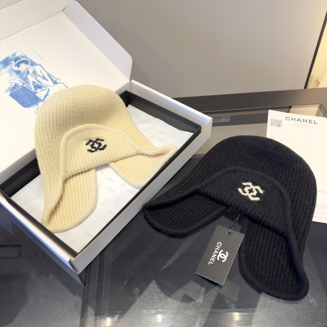 Chanel 샤넬 니트 비니 & 귀달이 모자
