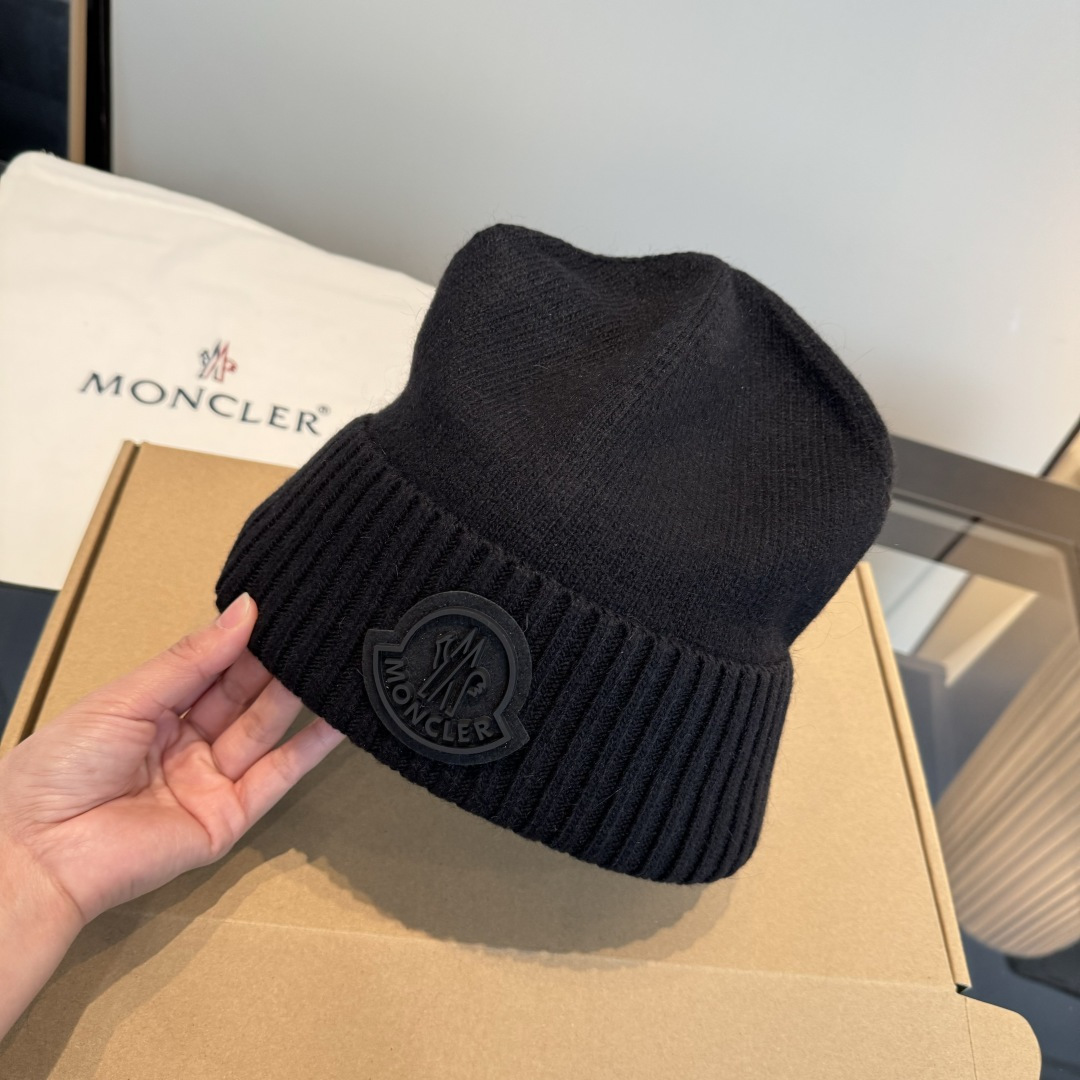 Moncler 몽클레어 몽클레르 니트 비니 모자