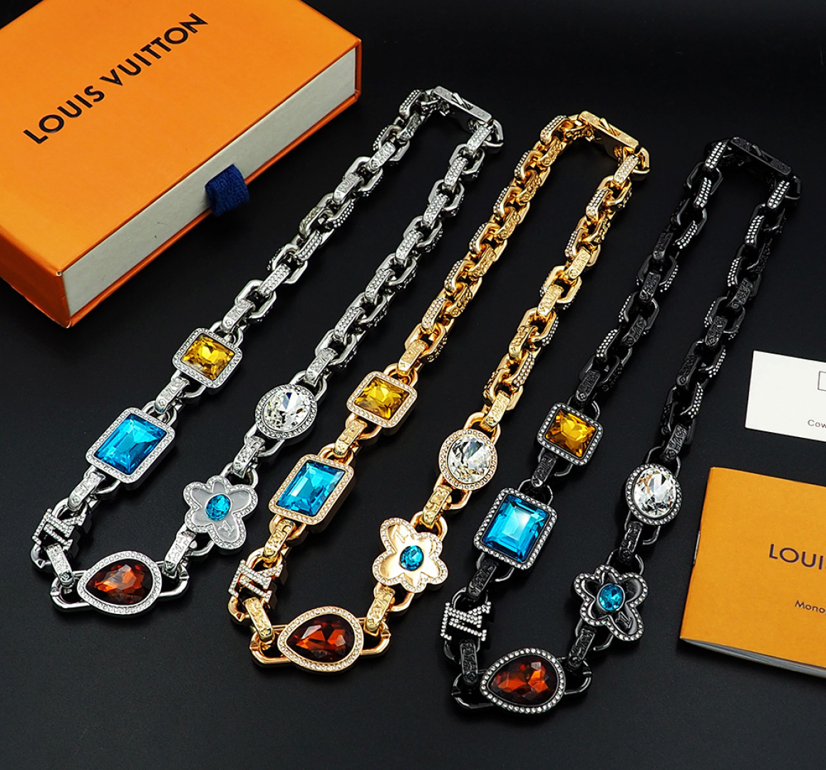 LV Paracise Stone 시리즈 목걸이 악세사리