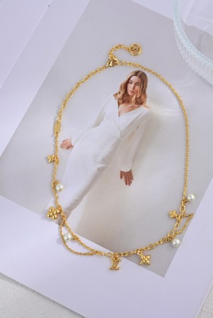 LV 루이비통 목걸이 귀걸이 팔찌 세트 악세사리