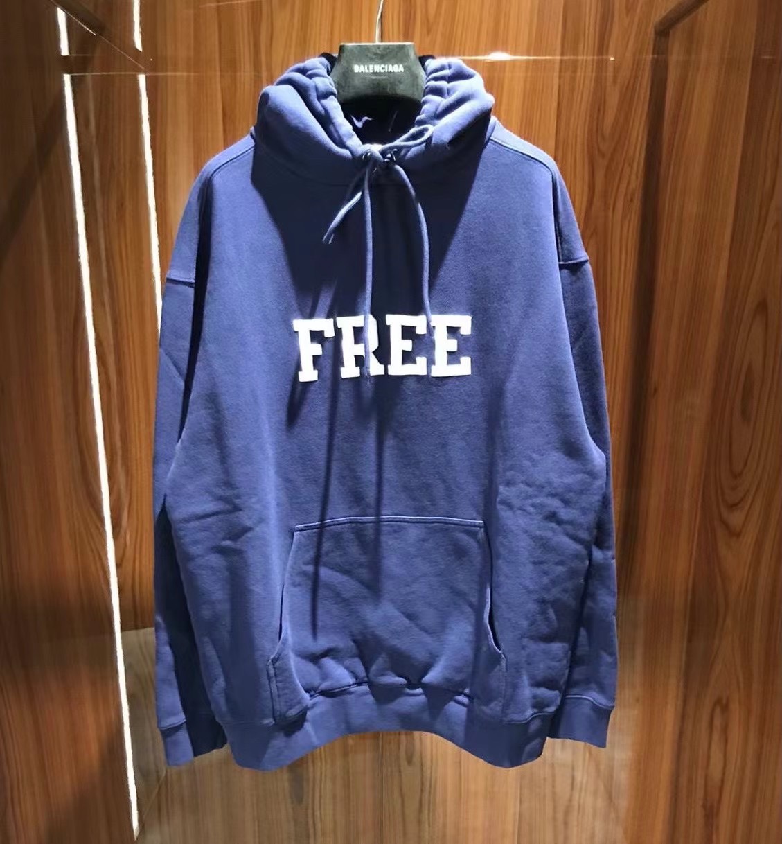 Balenciaga 발렌시아가 자수 후드티 의류