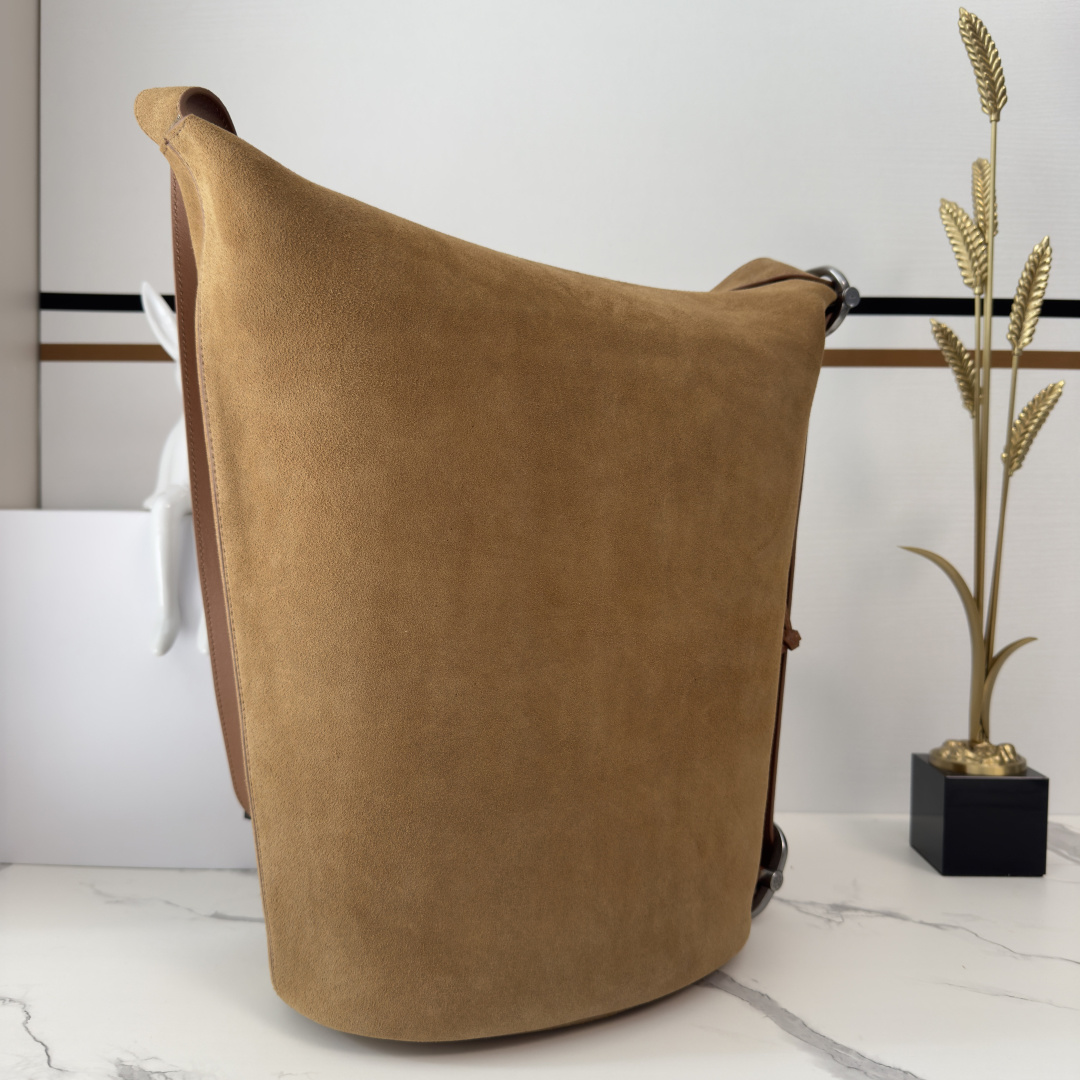 LOEWE 로에베 루프 버킷 핸드백 미디엄 (스웨이드) 버킷백 숄더백 가방