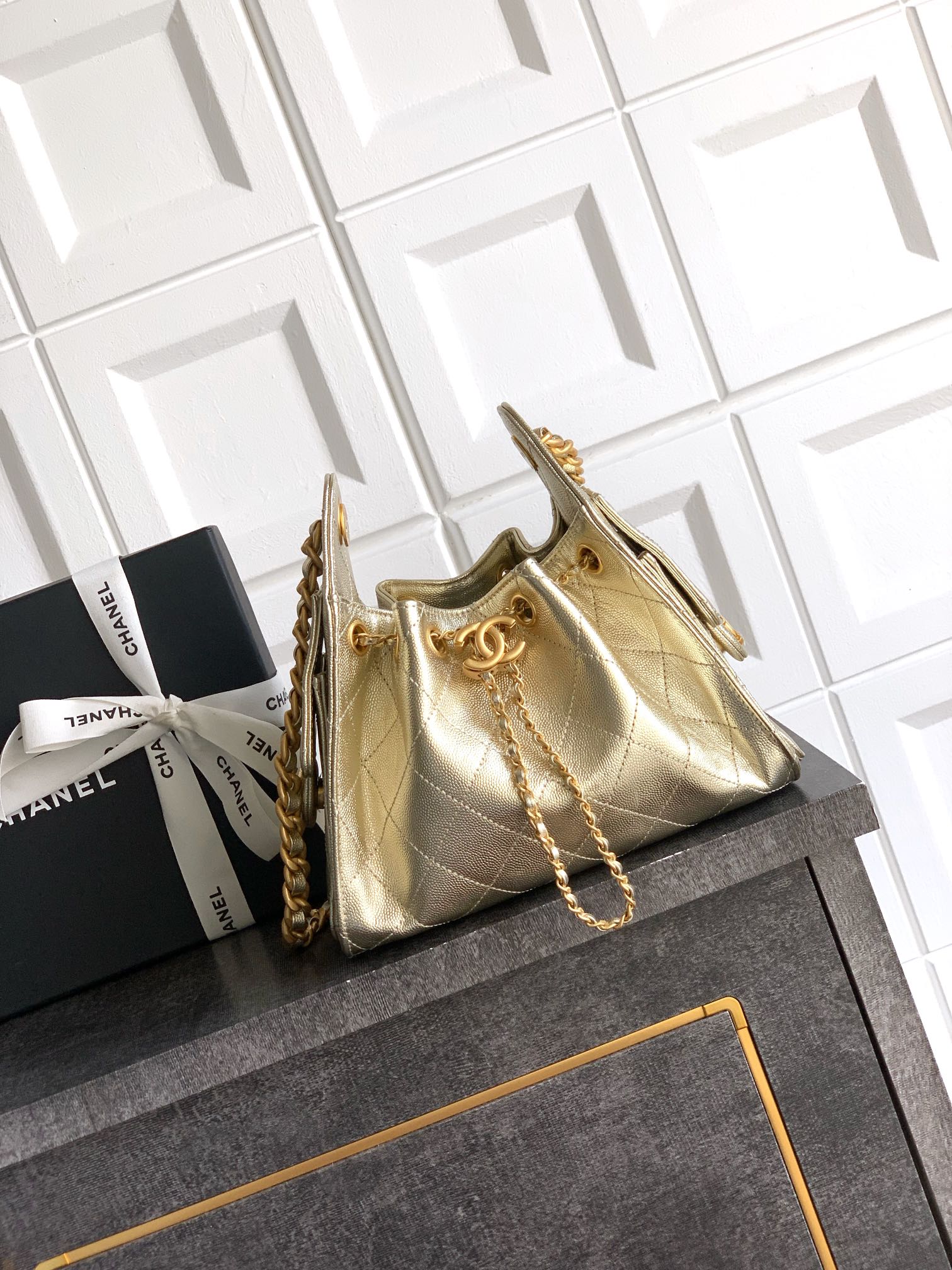 CHANEL 샤넬 미니 Mimi 호보 백 (26C) 가방