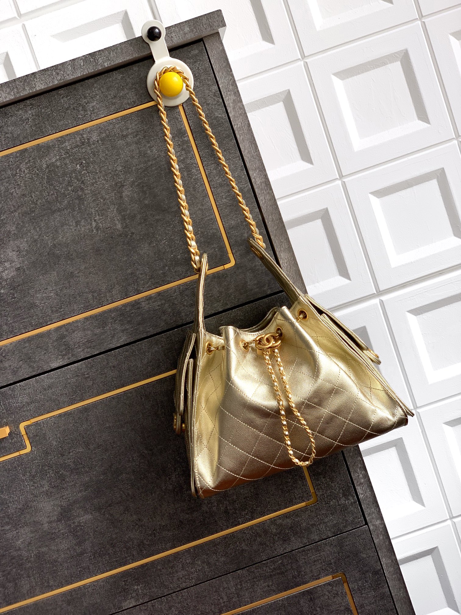 CHANEL 샤넬 드로스트링 버킷 호보 백 스몰 (25A) 가방