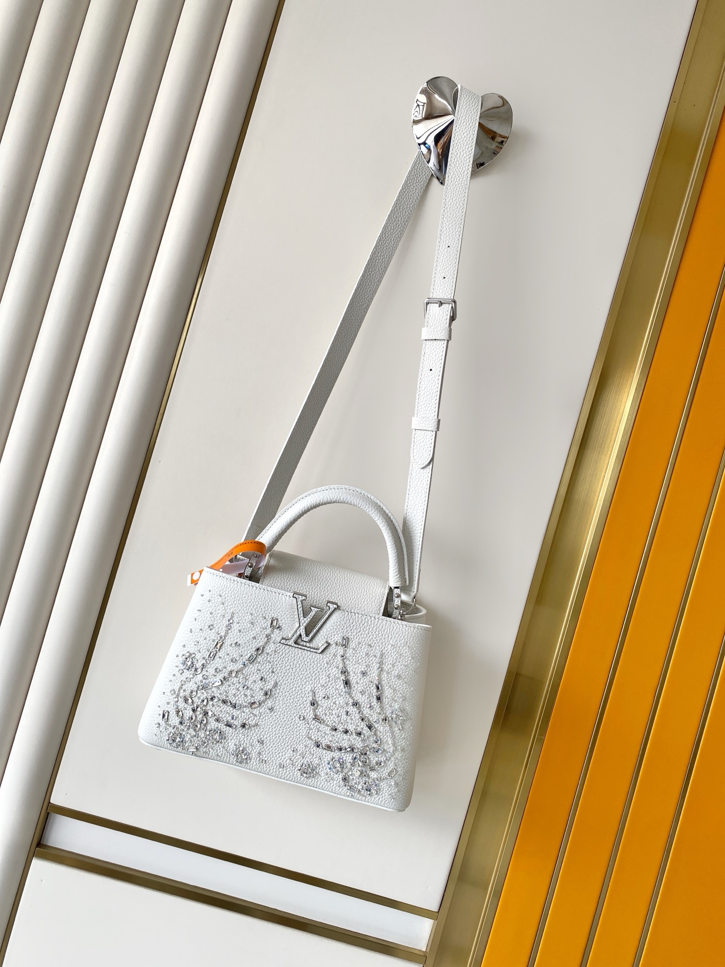 LV Capucines BB- Handbags 루이비통 카퓌신 핸드백 숄더백 토트백 가방