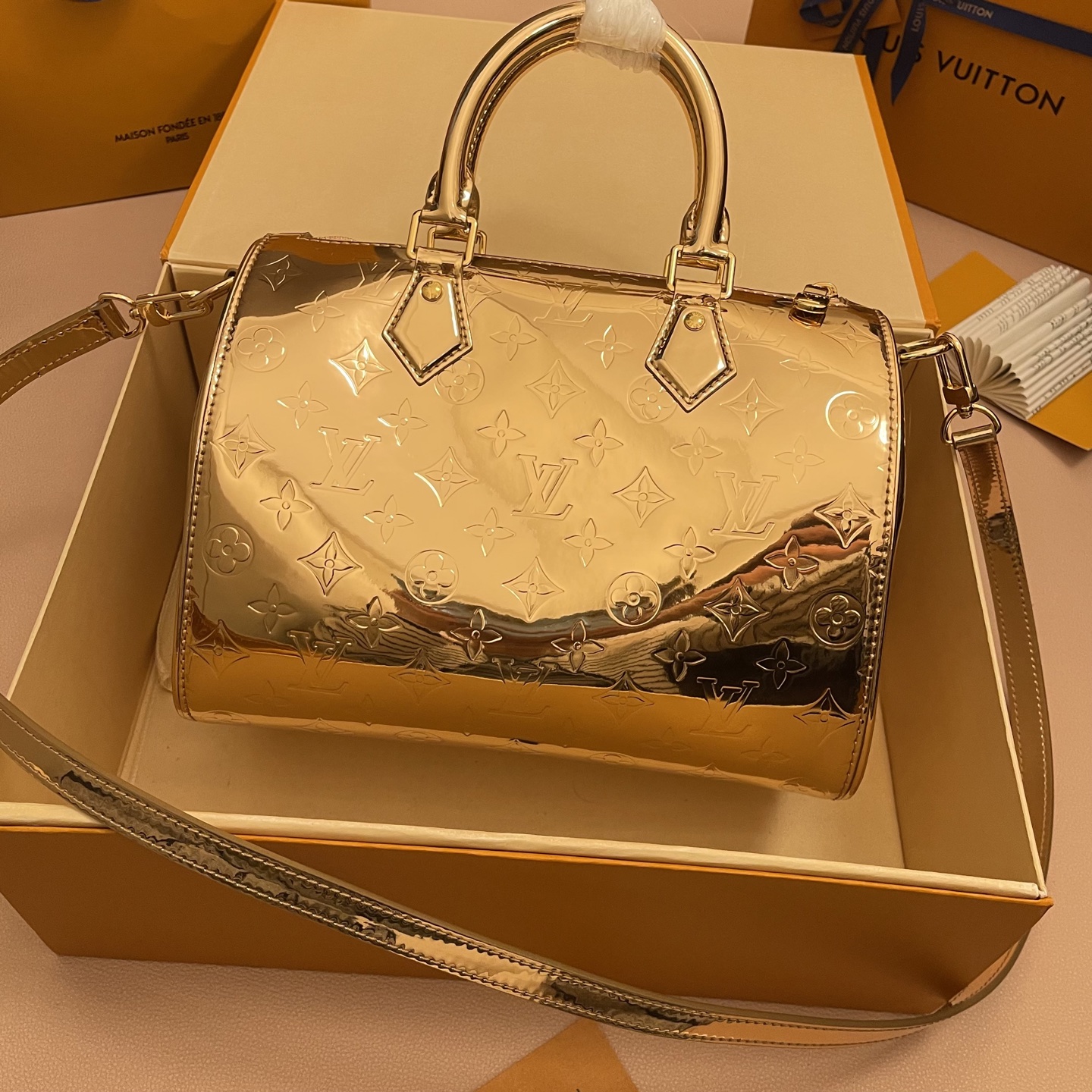 LV Speedy Bandoulière 25 M26497 루이비통 스피디 반둘리에 25 (스키 컬렉션) 가방