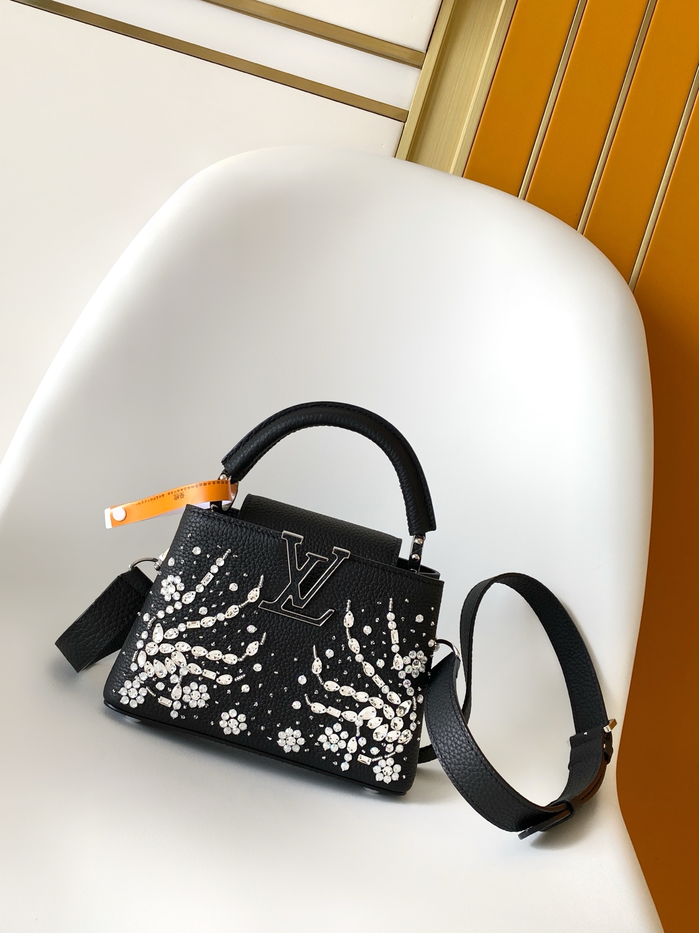 LV Capucines Mini - Handbags 루이비통  카퓌신 미니 핸드백 숄더백 토트백 가방