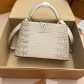 LV 루이비통 Capucines BB Tote Bag 카퓌신 핸드백 토트백 가방