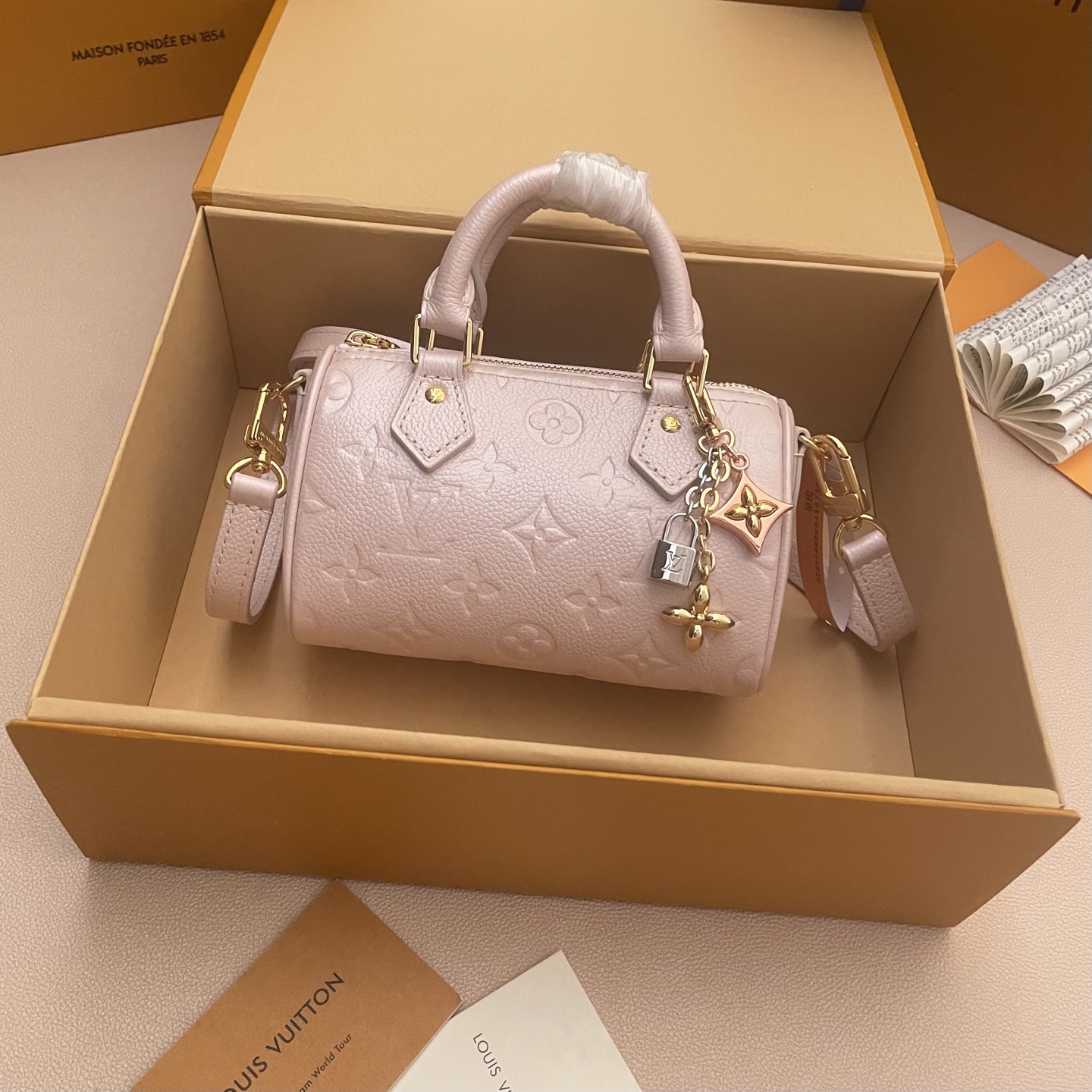 LV NANO SPEEDY 루이비통 나노 스피디 필로우 백 가방