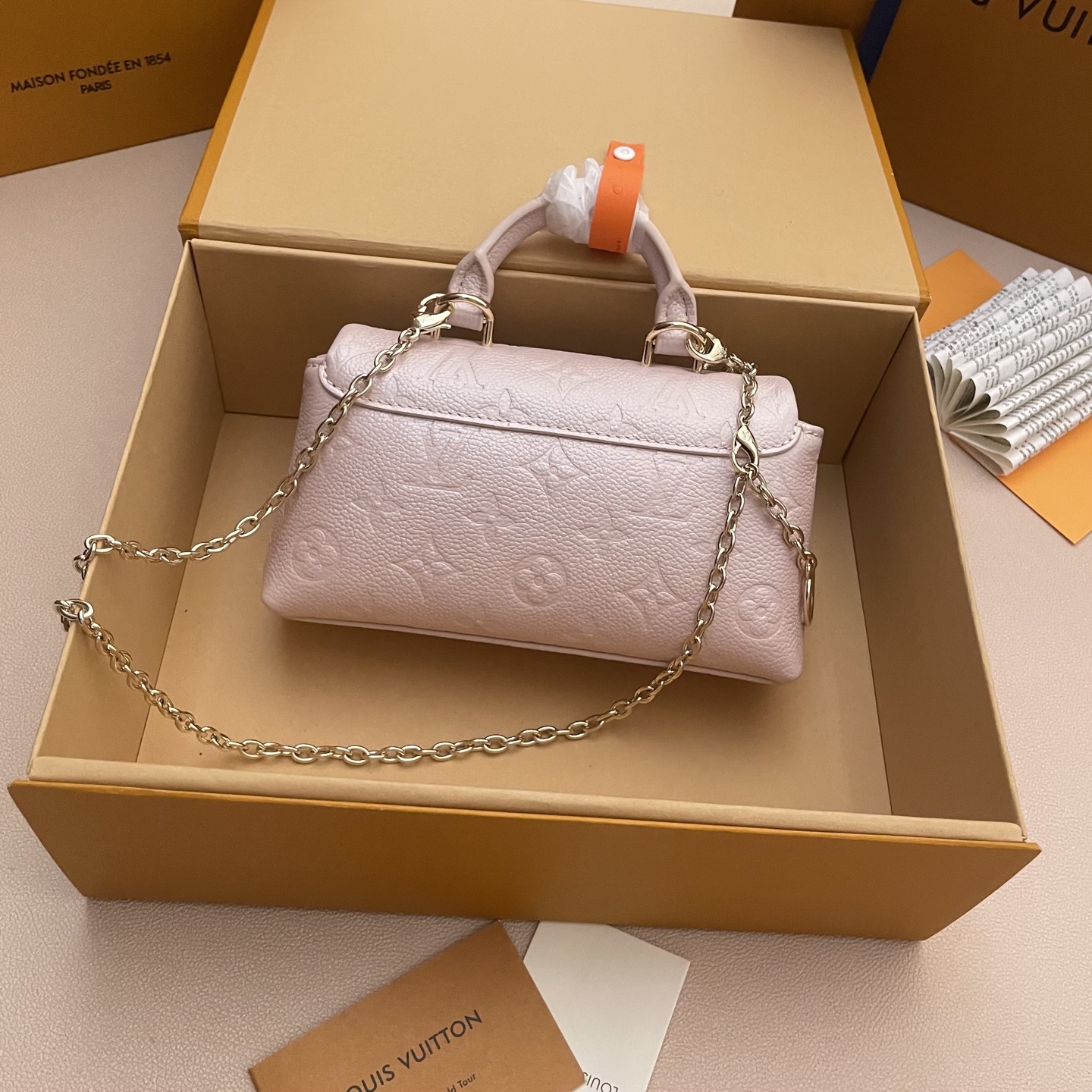 LV NANO MADELEINE 루이비통 마들렌 나노 핸드백 토트백 숄더백 가방