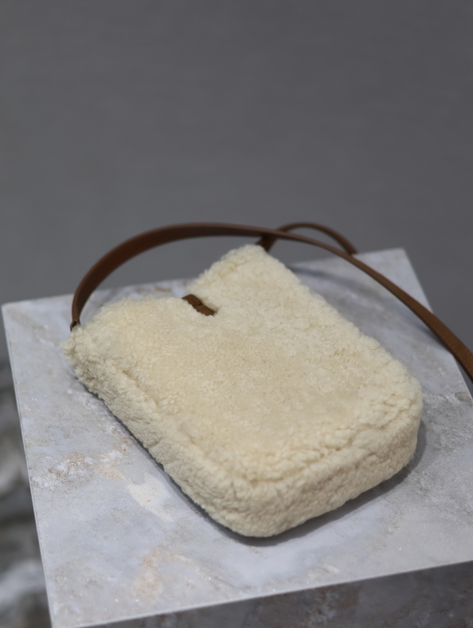 YSL LE 5 À 7 생로랑 휴대폰 백 숄더백 크로스백 가방