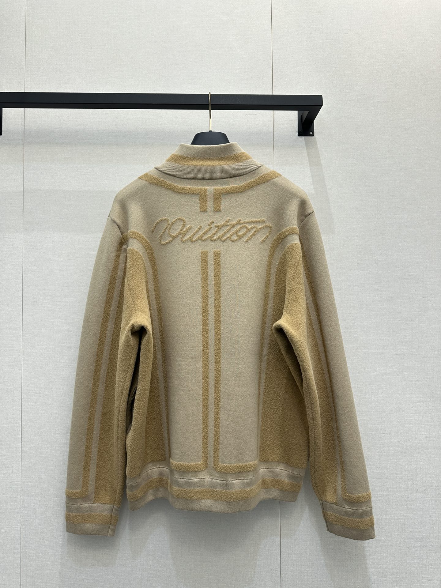 LV 루이비통 그라데이션 스트라이프 집업 니트 자켓 재킷 의류