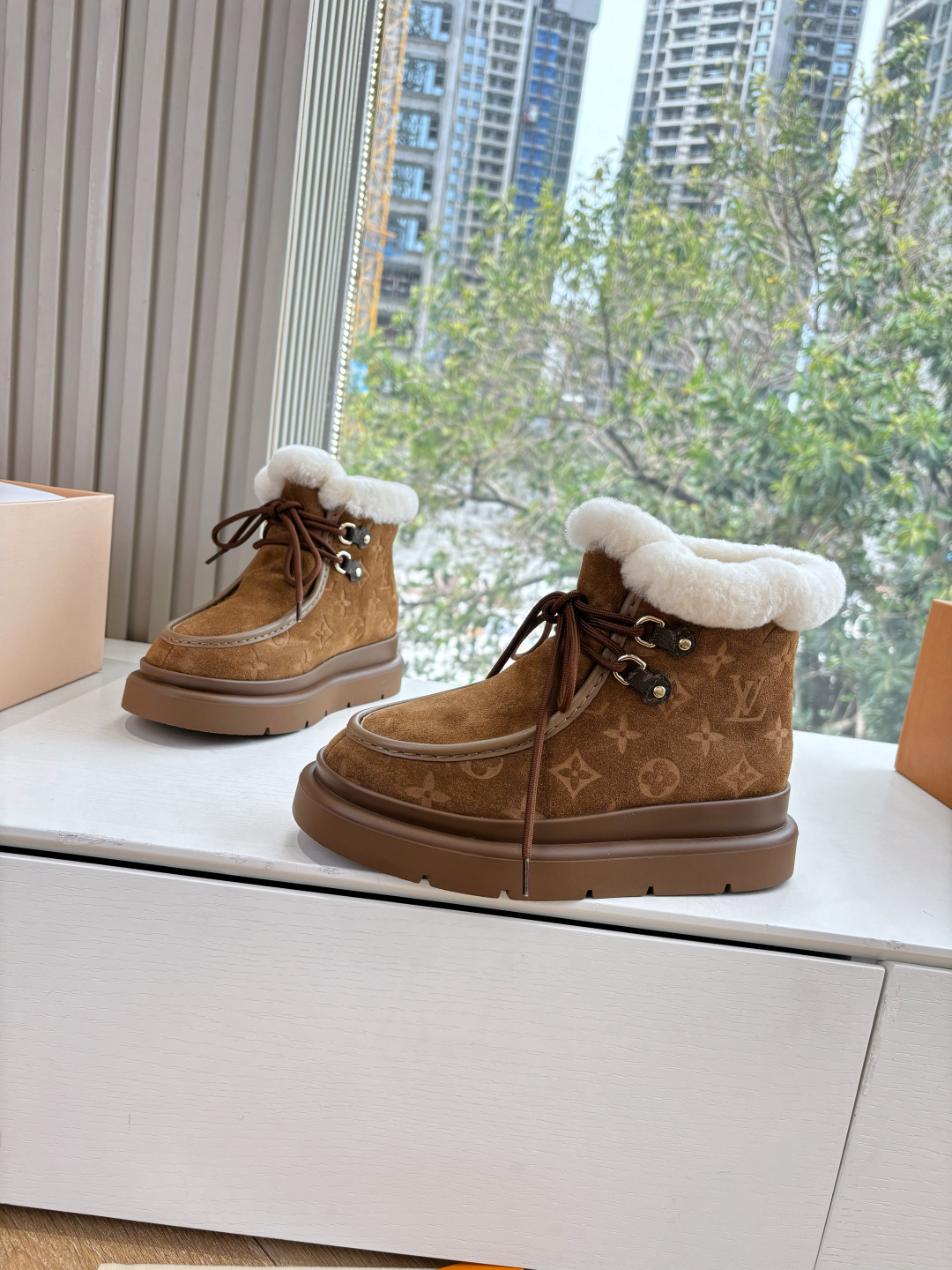 Louis Vuitton LV  루이비통 Archlight 스케이트 부츠/스노우 부츠 신발