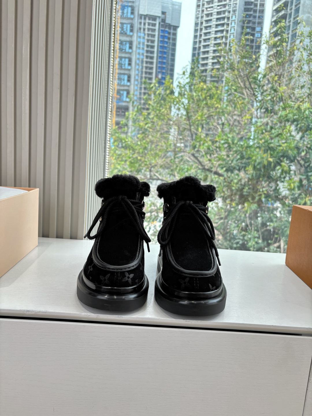 Louis Vuitton LV  루이비통 Archlight 스케이트 부츠/스노우 부츠 신발