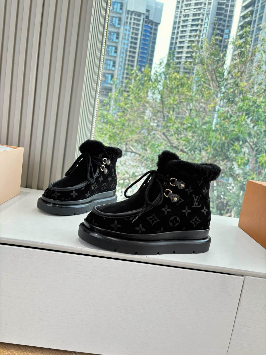 Louis Vuitton LV  루이비통 Archlight 스케이트 부츠/스노우 부츠 신발