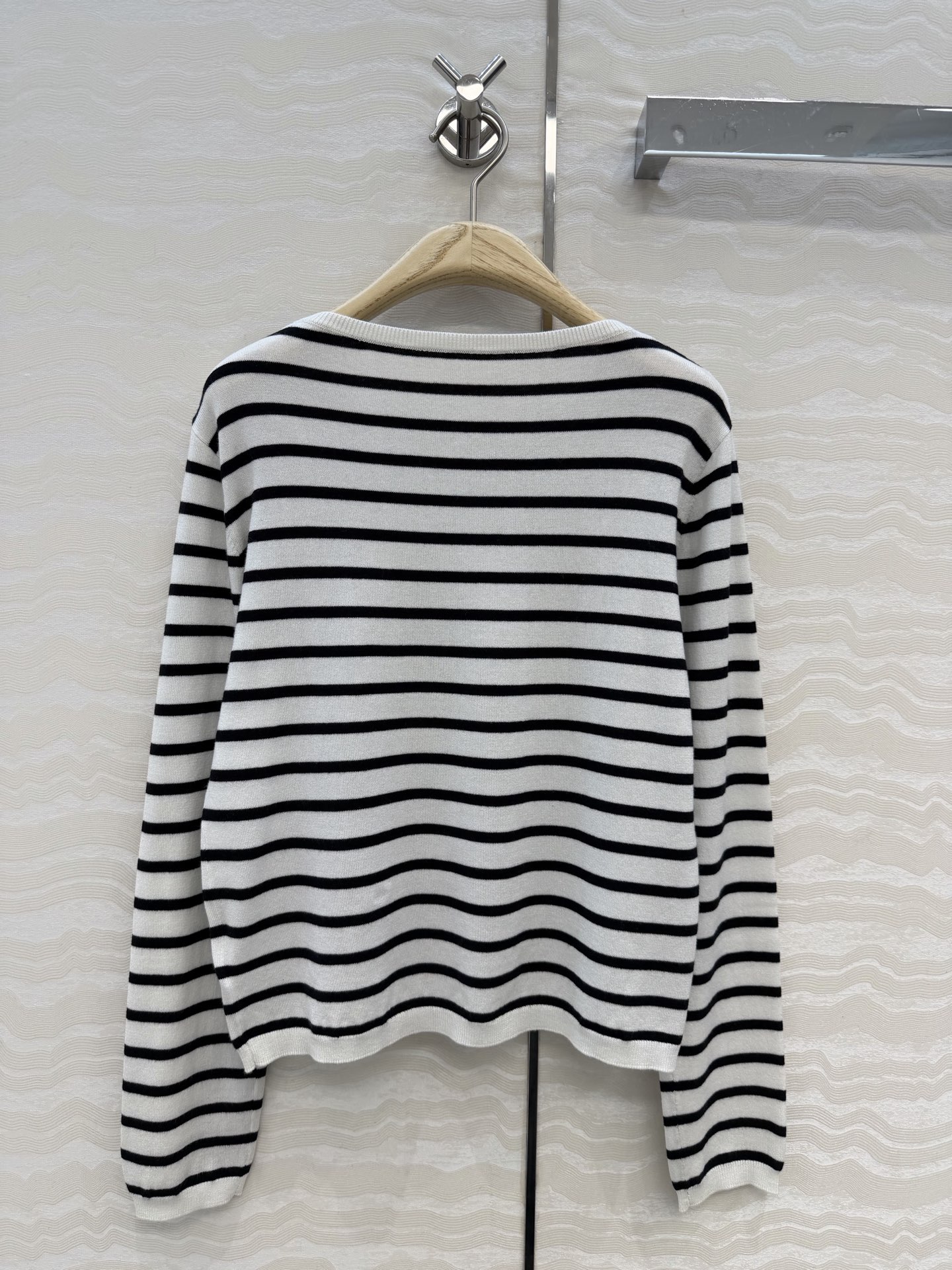 Dior CD 디올 네이비 스트라이프 럭키 8 니트 상의 의류