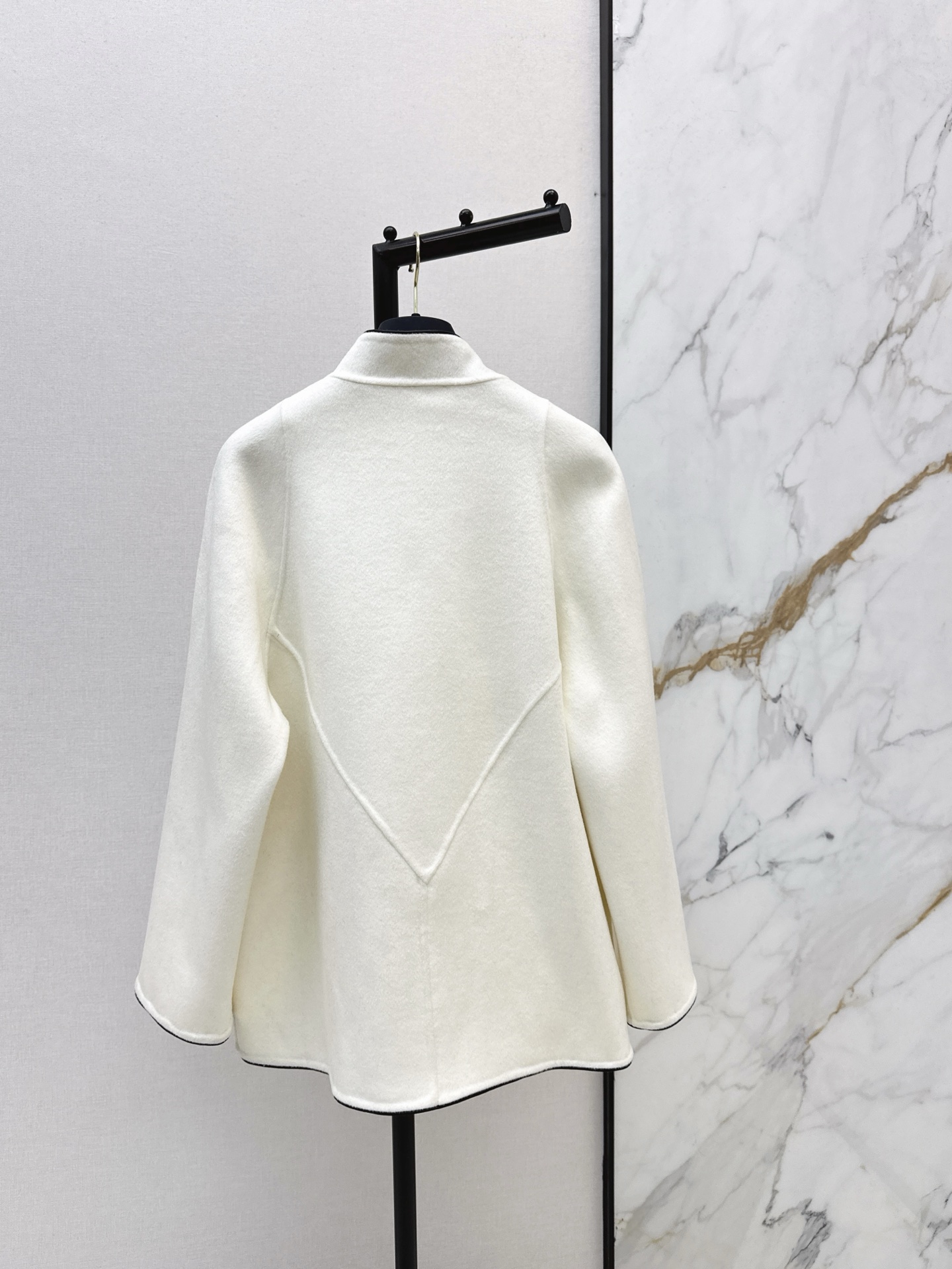 Louis Vuitton LV 루이비통 울 숏 코트 아우터 자켓 재킷 의류