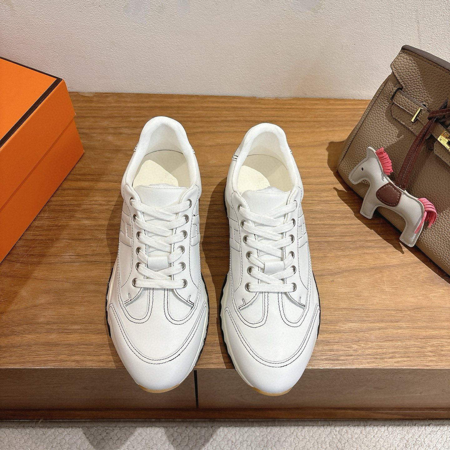 Hermes 에르메스 트레일(Trail) 스니커즈 신발