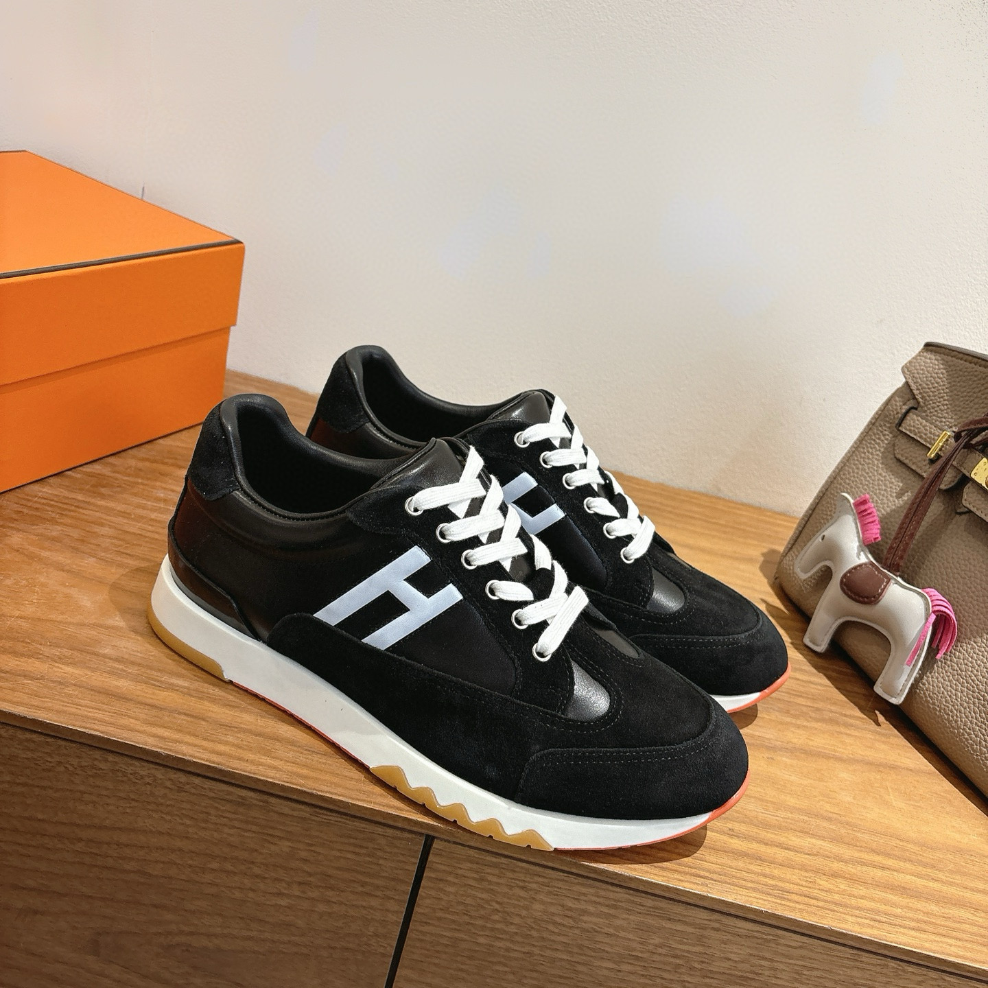 Hermes 에르메스 트레일(Trail) 스니커즈 신발