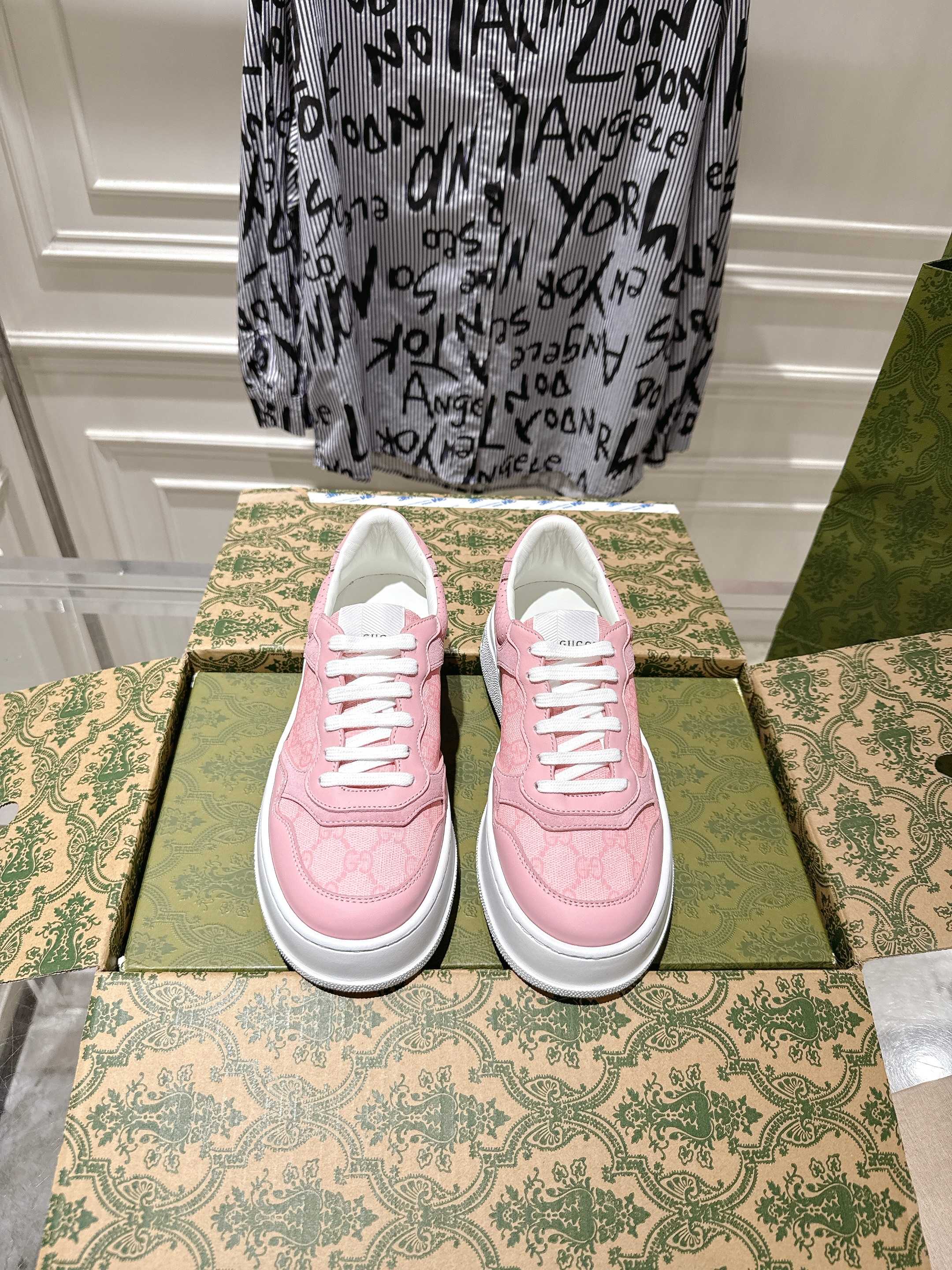 GUCCI 구찌 커플 스니커즈 신발