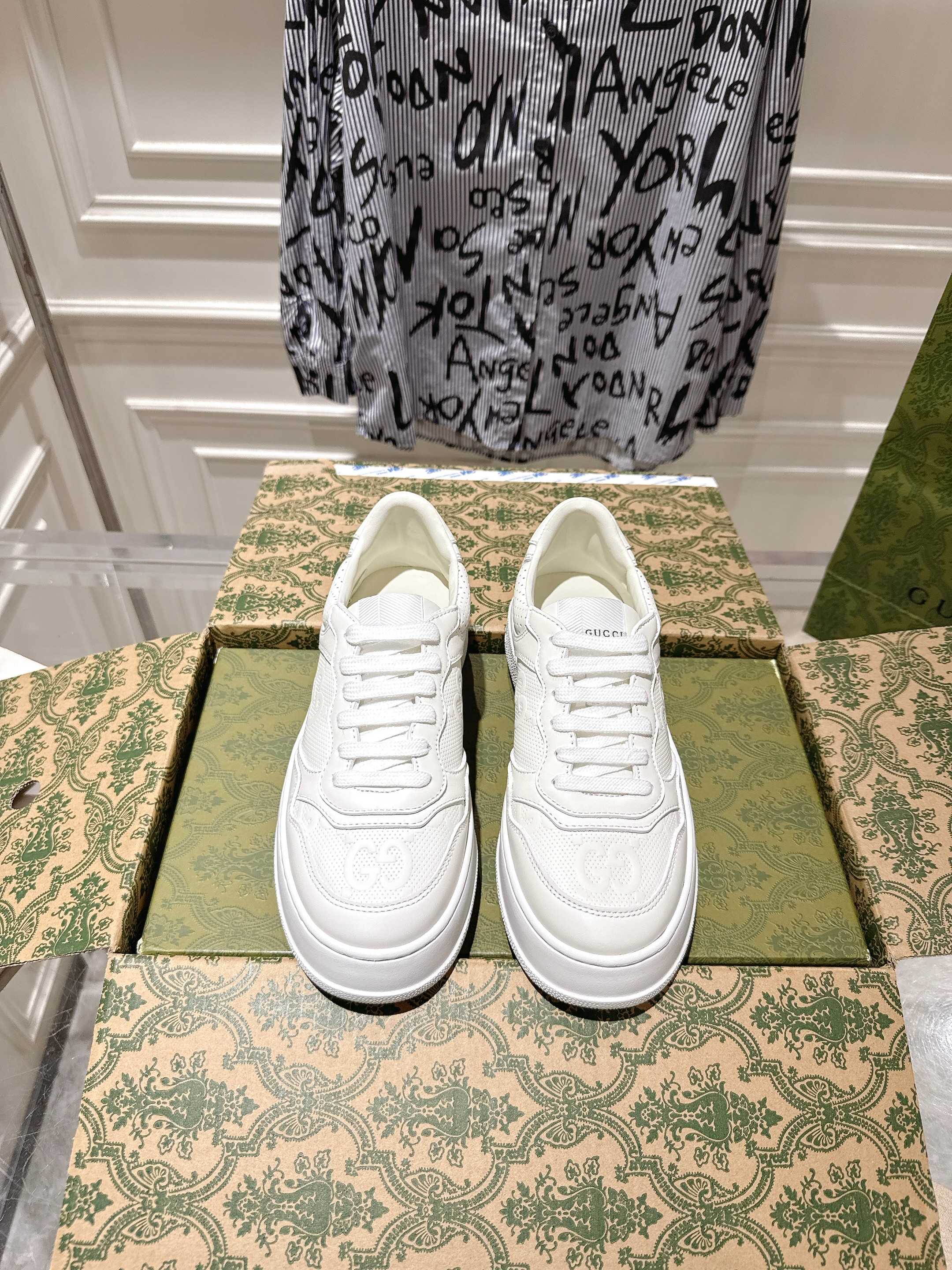 GUCCI 구찌 커플 스니커즈 신발