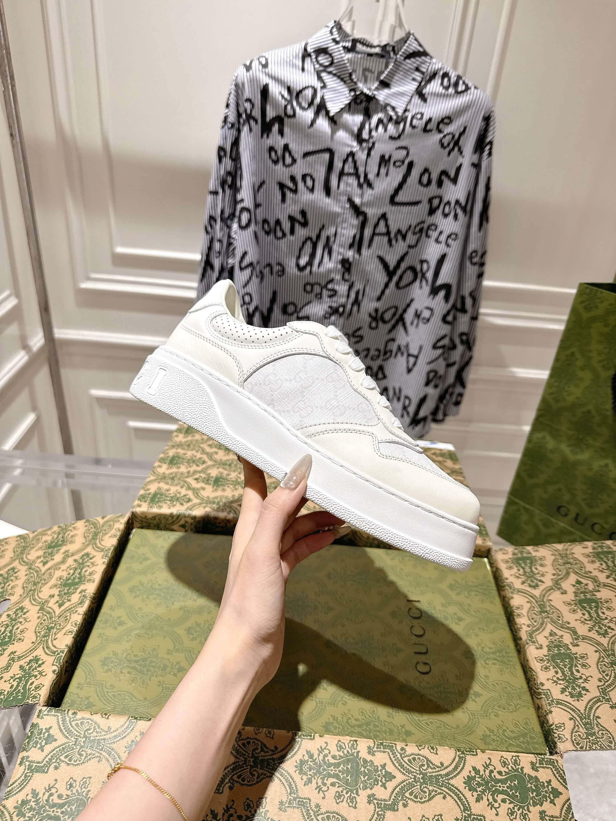 GUCCI 구찌 커플 스니커즈 신발