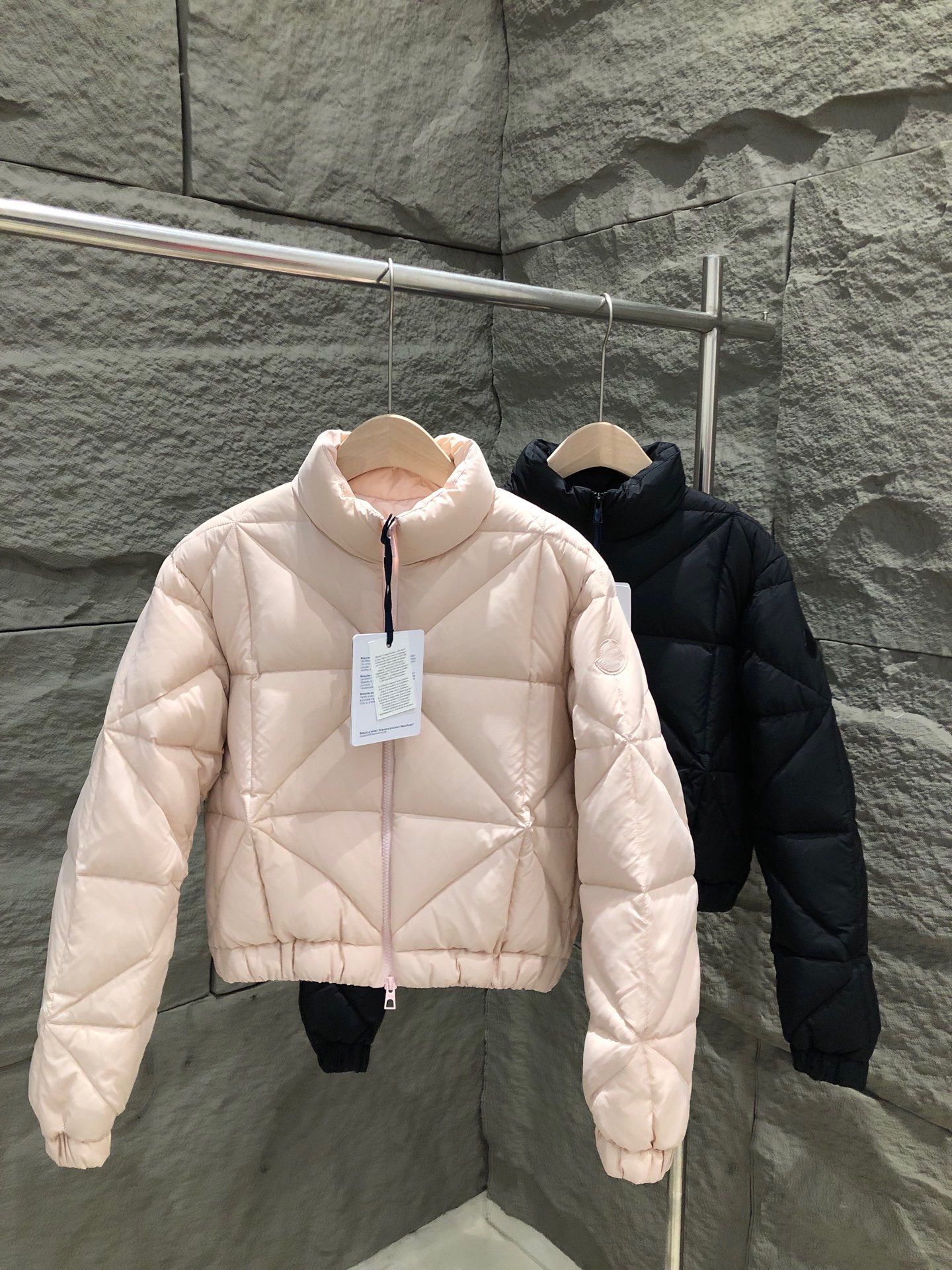 MONCLER Anafi 몽클레어 몽클레르 여성 숏 다운 자켓 패딩 점퍼 의류