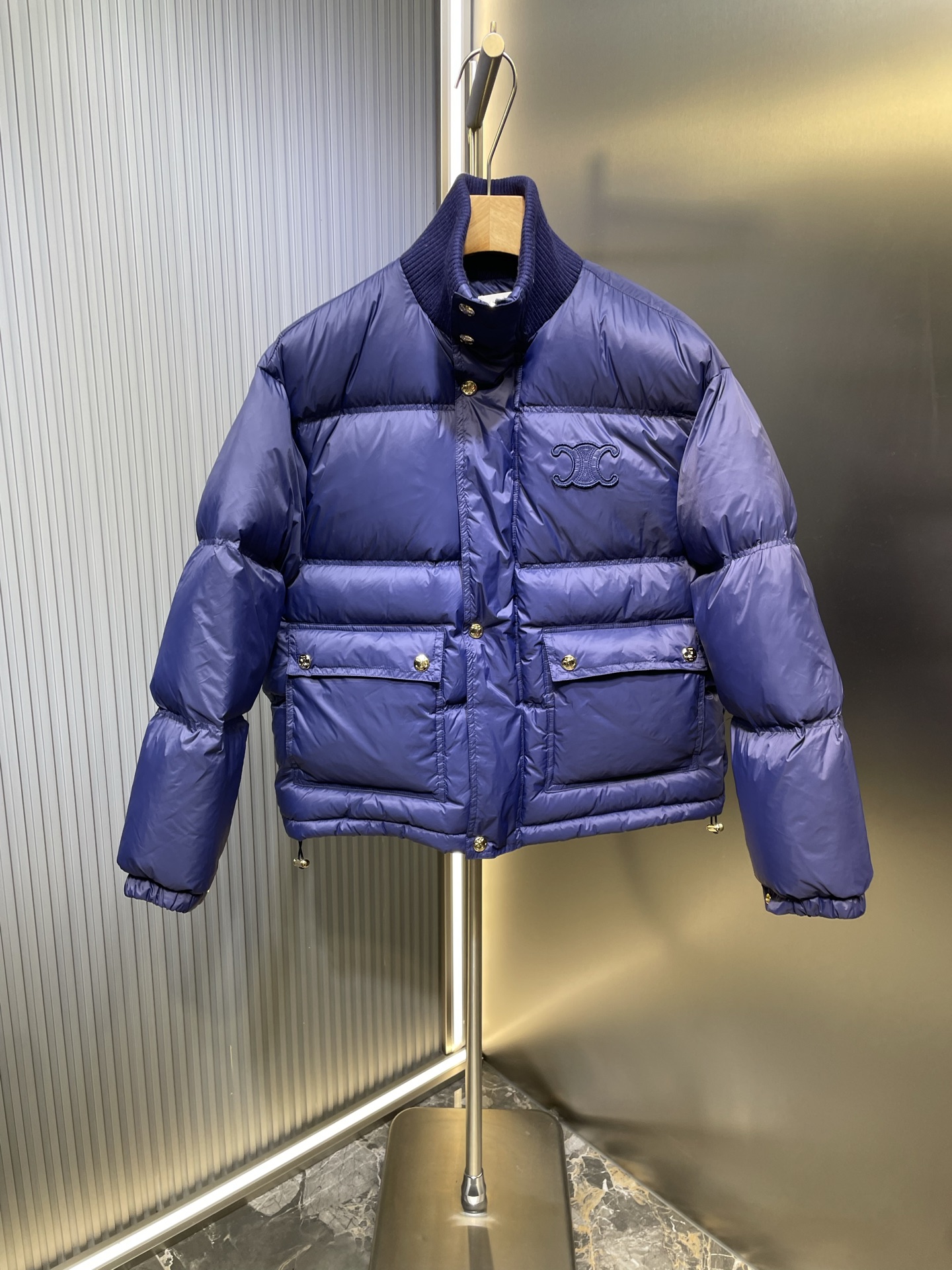 CELINE 셀린느 트리옹프 경량 다운 패딩 점퍼 자켓 재킷 의류