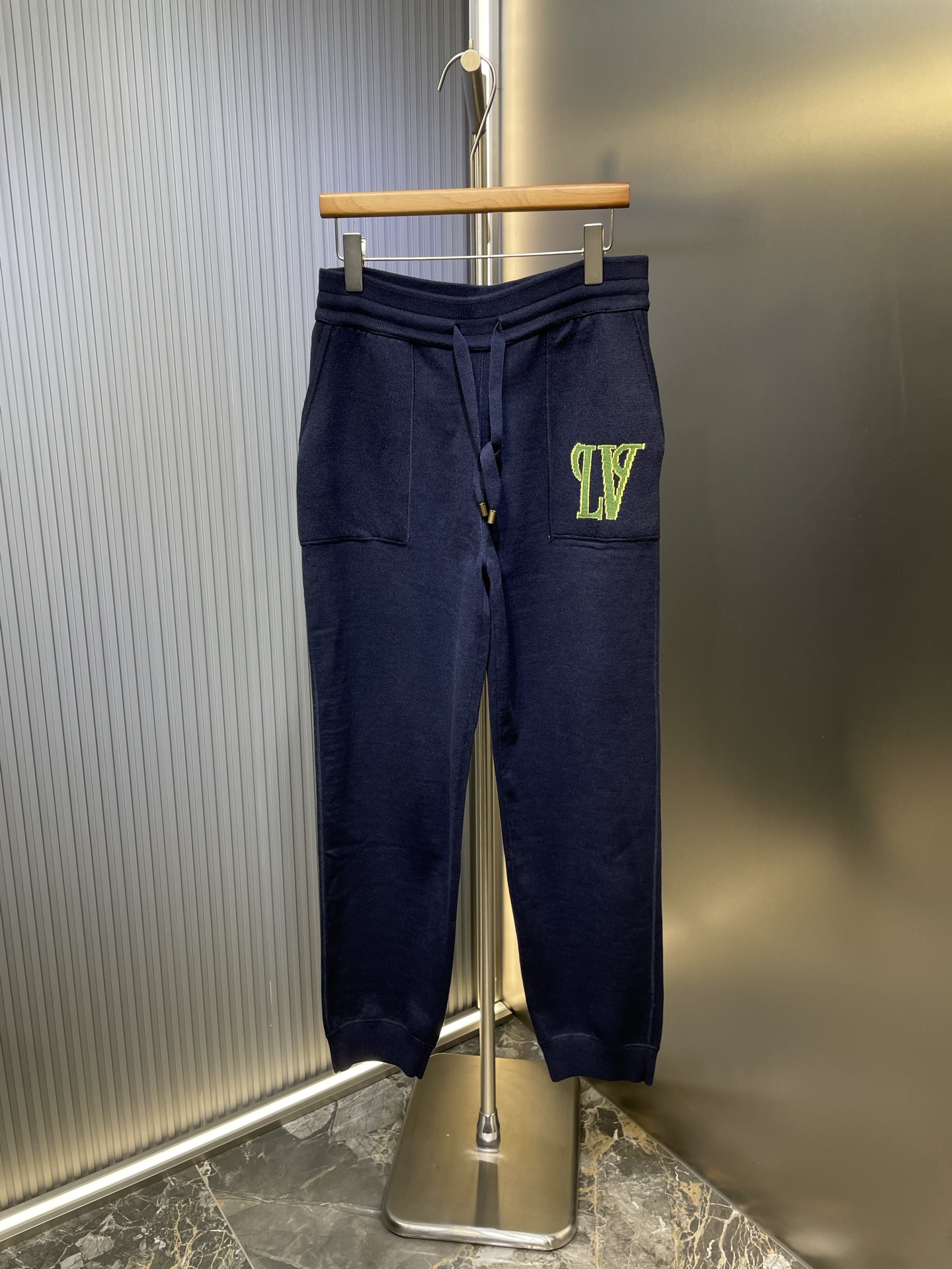 LV 루이비통 소재 조거 팬츠 (트레이닝 팬츠) 바지 의류