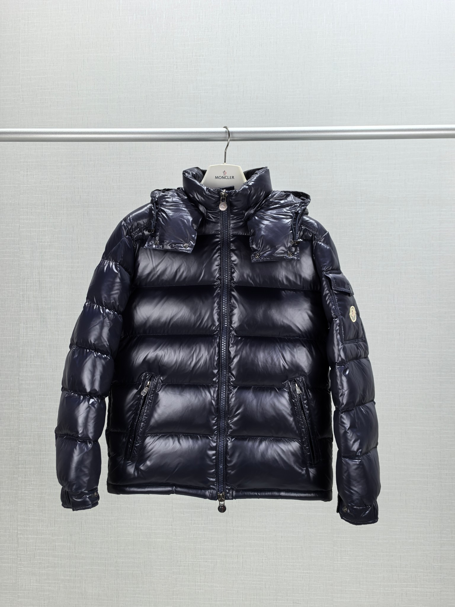 MONCLER 최상급 버전 Maya 몽클레어 몽클레르 남성 숏 다운 자켓 패딩 점퍼 의류