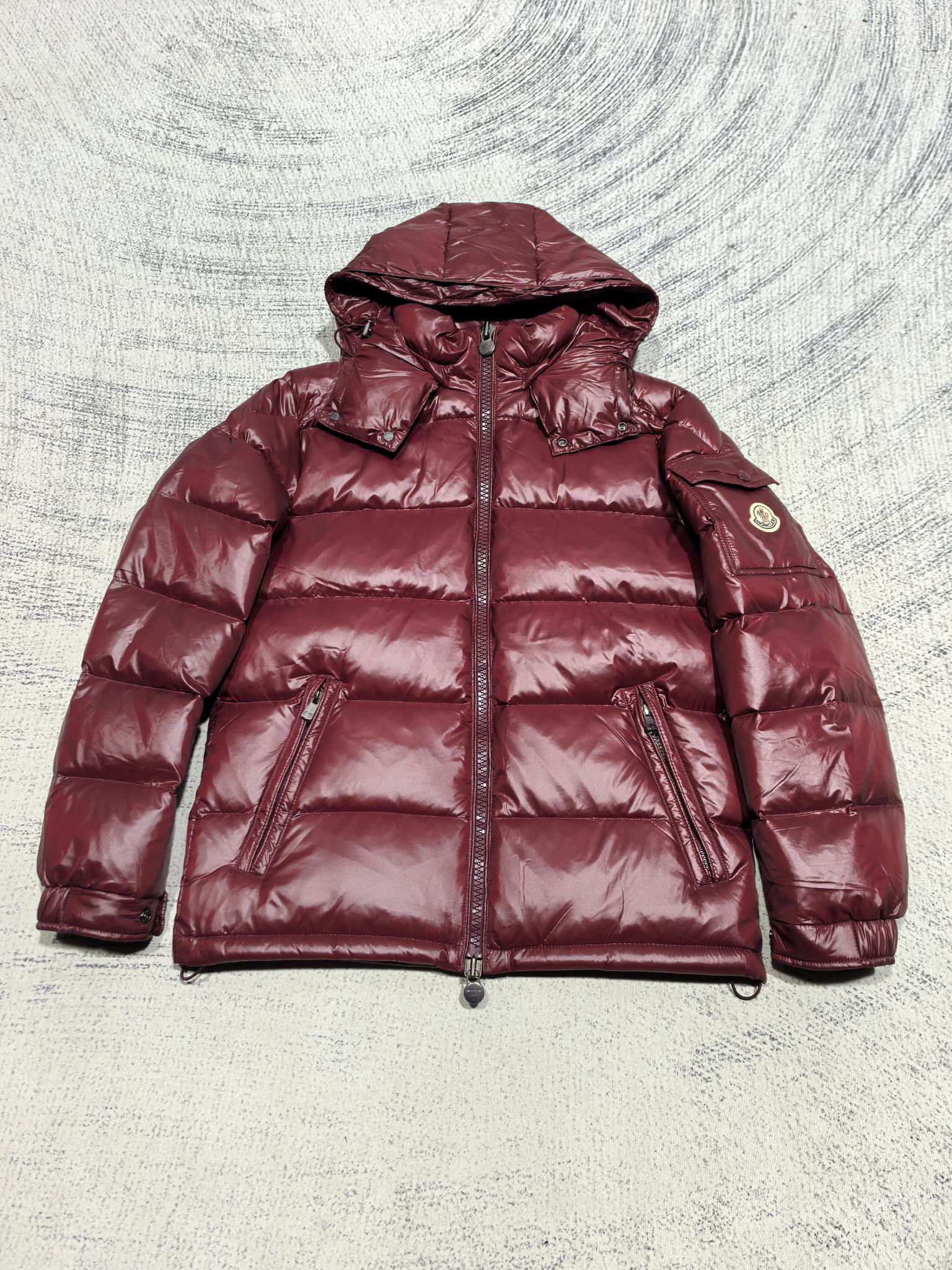 MONCLER 최상급 버전 Maya 몽클레어 몽클레르 남성 숏 다운 자켓 패딩 점퍼 의류