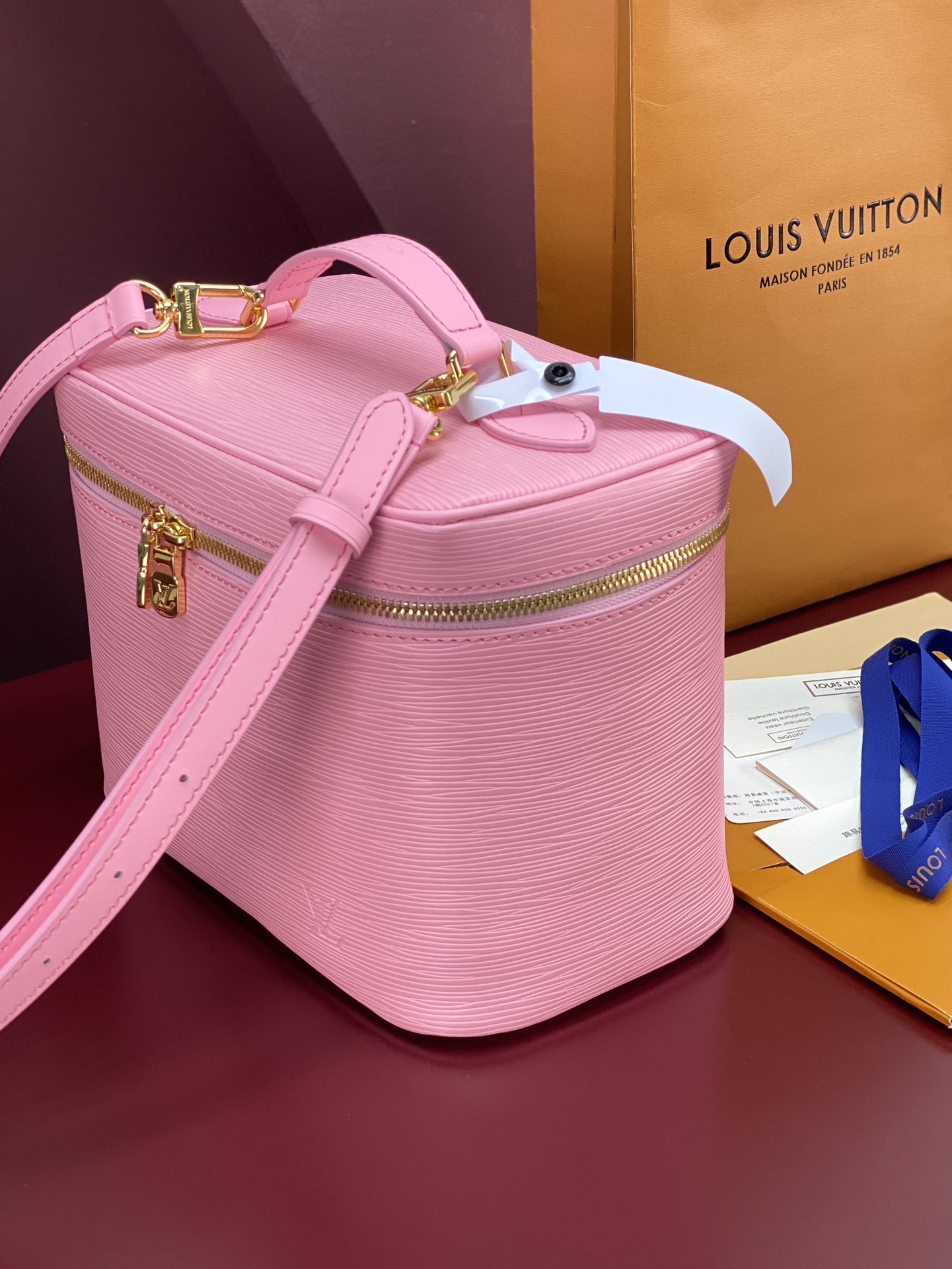 LV 루이비통 M25857 라지 파우치백 가방