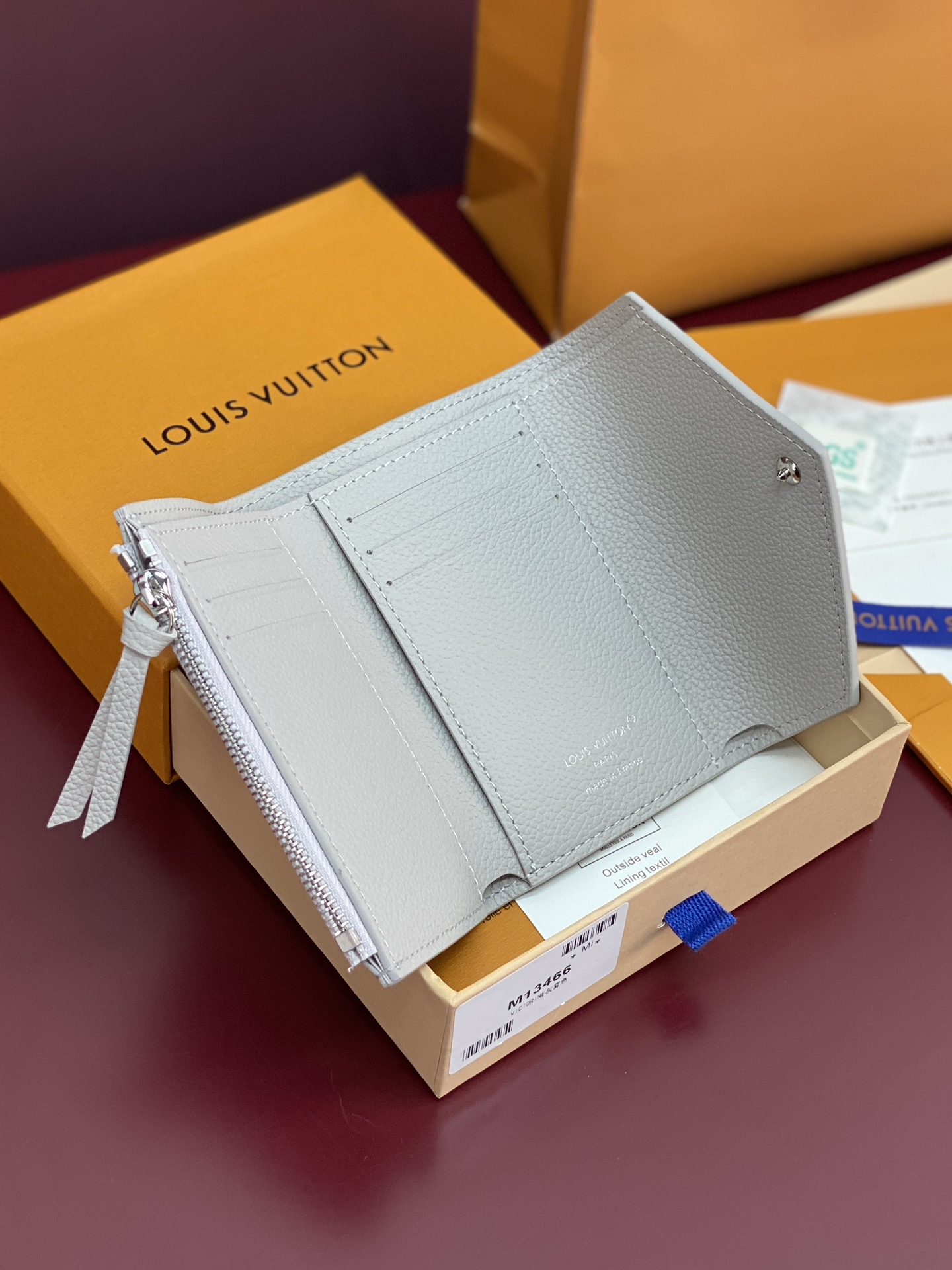 LV 루이비통 M13466 지갑