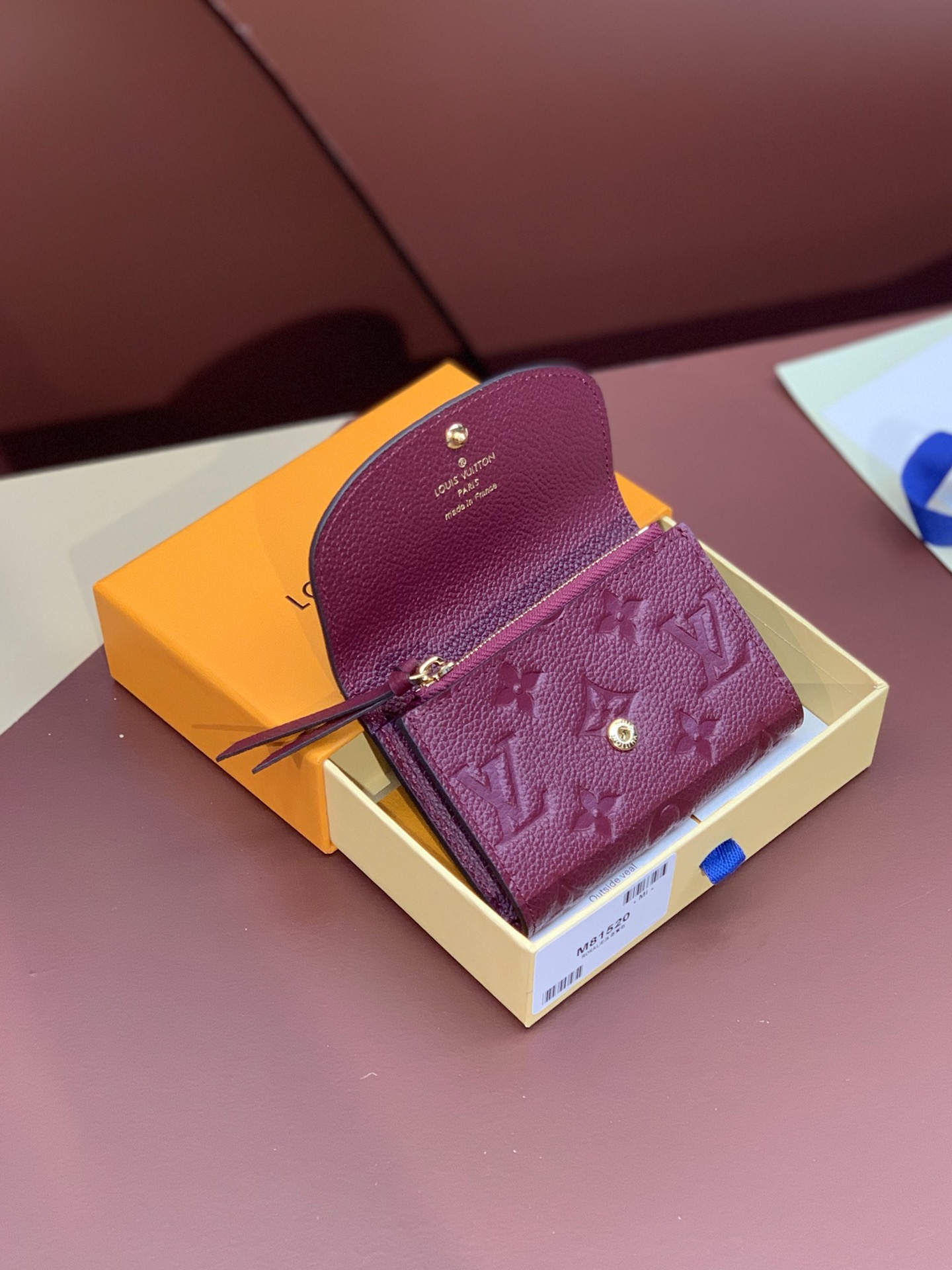 LV 루이비통 M81520 여성용 동전·카드 지갑(퍼플레드)