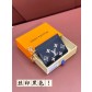 LV 루이비통 M82132 여성용 카드 지갑/포켓 지갑(블랙 실크 프린트)